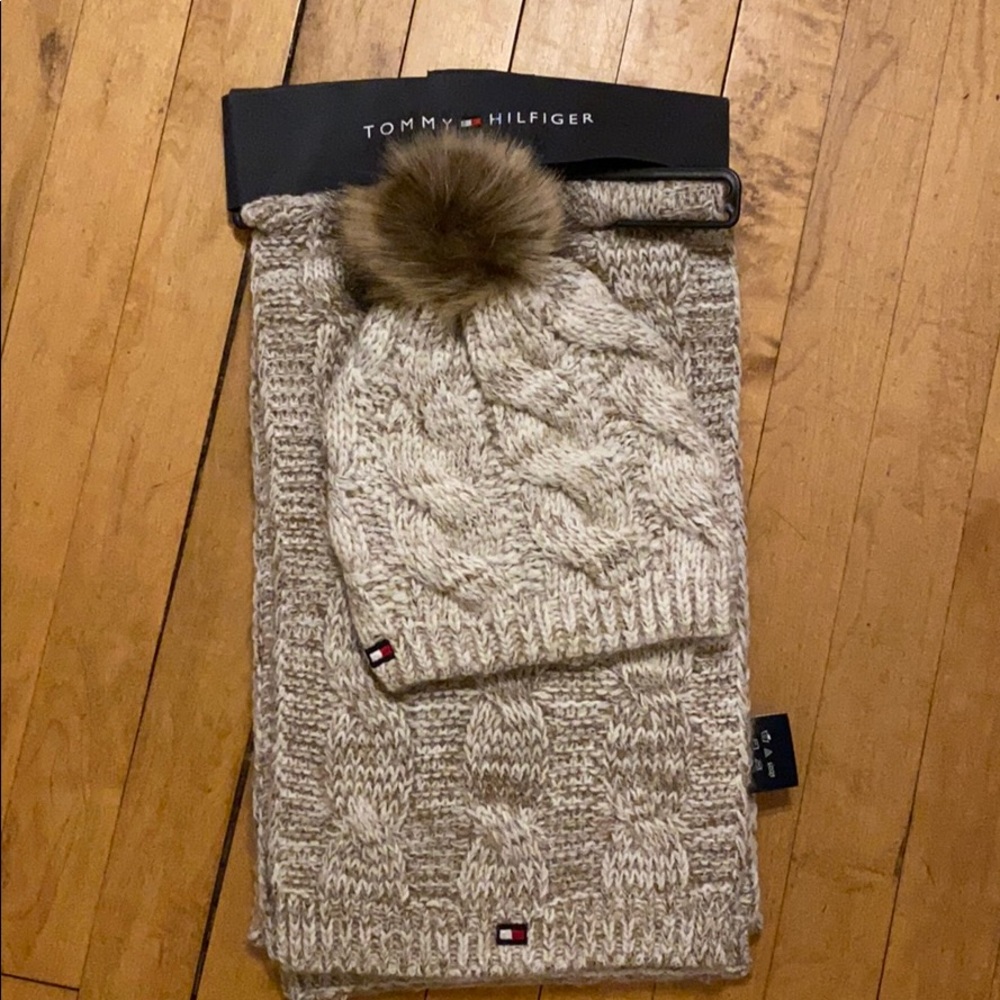 Tommy Hilfiger Hat and Scarf Set